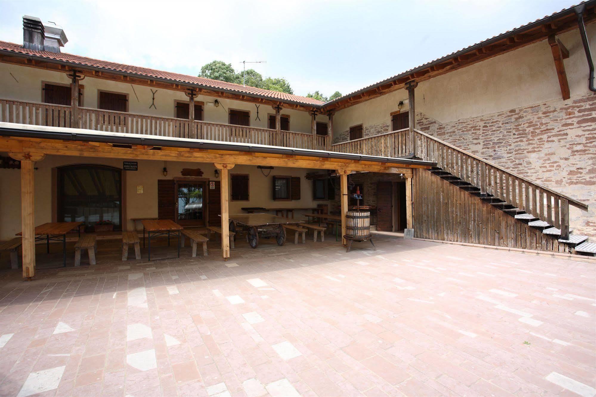 Agriturismo Cornolade Villa Ponte nellʼAlpi Exterior foto